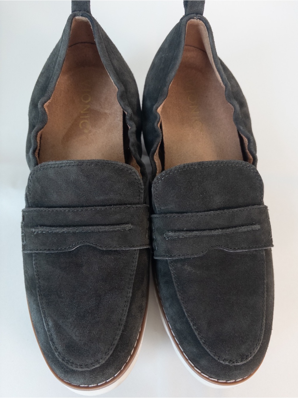 Vionic Cynthia II Suede Loafers Green - Picture 4 of 12